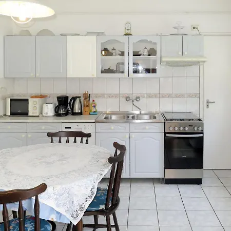 Holiday home Holiday Fekete Badacsonytomaj