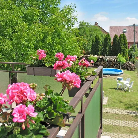 Holiday Fekete Casa vacanze